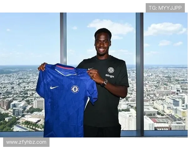 记者称切尔西多特达成吉滕斯转会协议七年长约即将签署